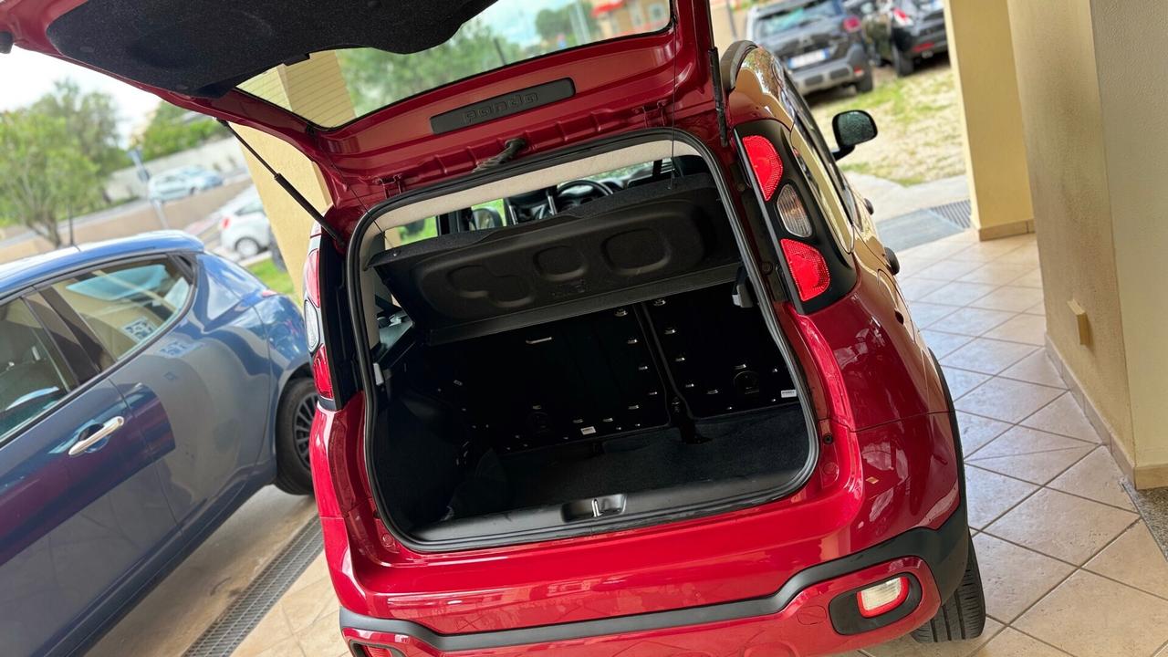 Fiat Panda Cross 1.0 FireFly S&S Hybrid