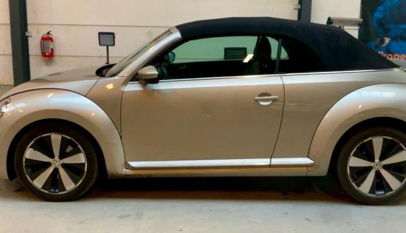 Volkswagen Maggiolino 1.4 tsi DSG cabrio 160cv fullled navy pelle traforata