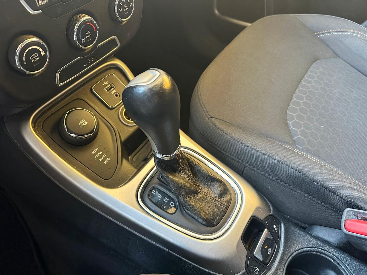 Jeep Compass 2.0cc diesel 12 mesi garanzia-2018