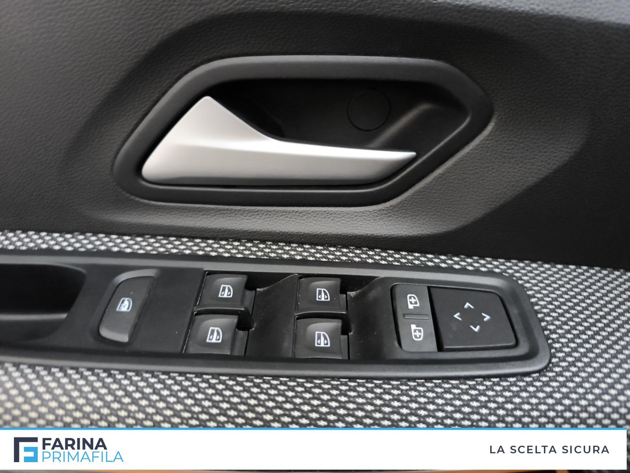 DACIA Sandero Stepway III 2021 - Sandero Stepway 1.0 tce Expression Eco-g 100cv