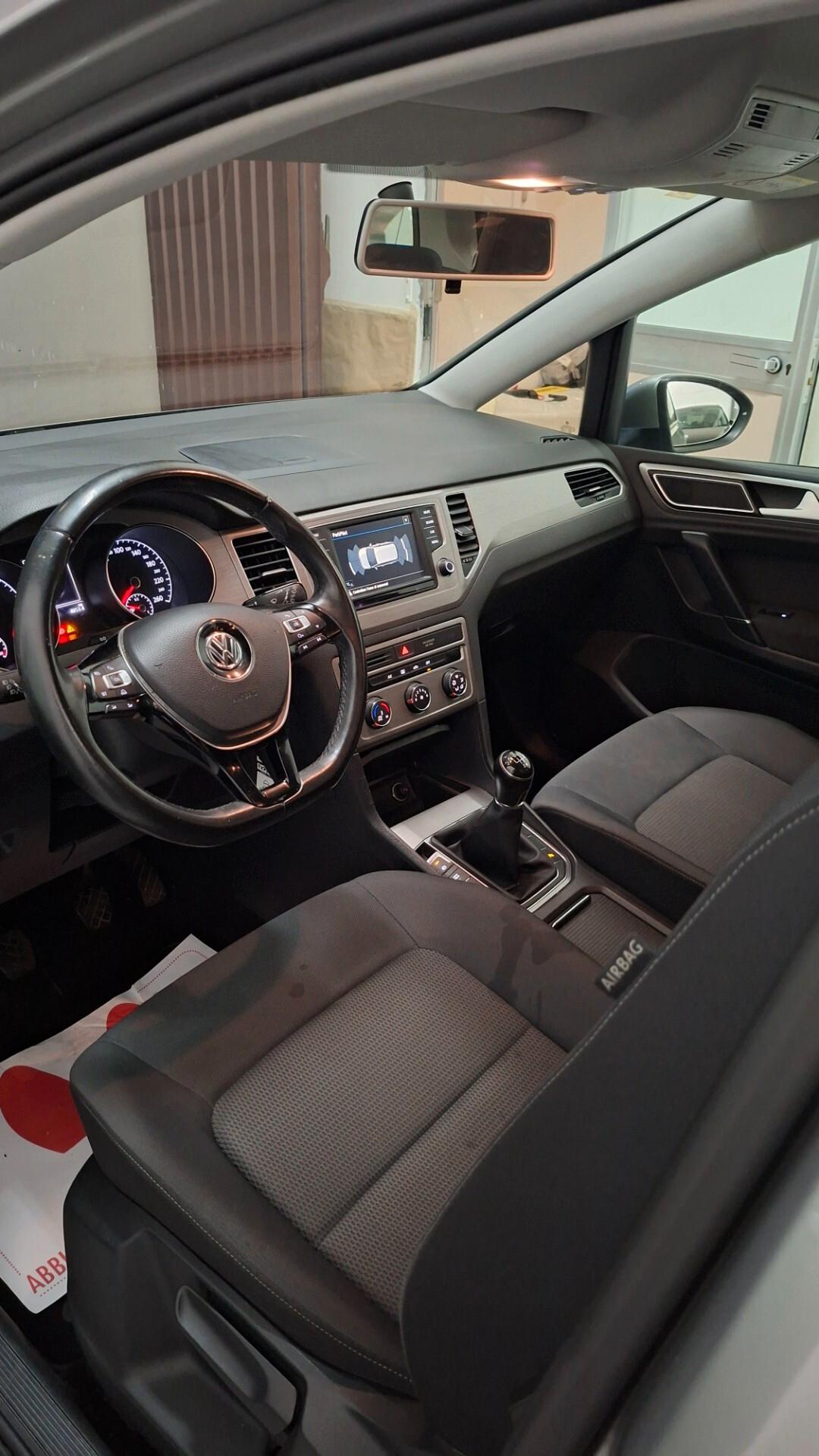 VOLKSWAGEN GOLF SPORTSVAN 2017 DIESEL 1.6 EURO6B