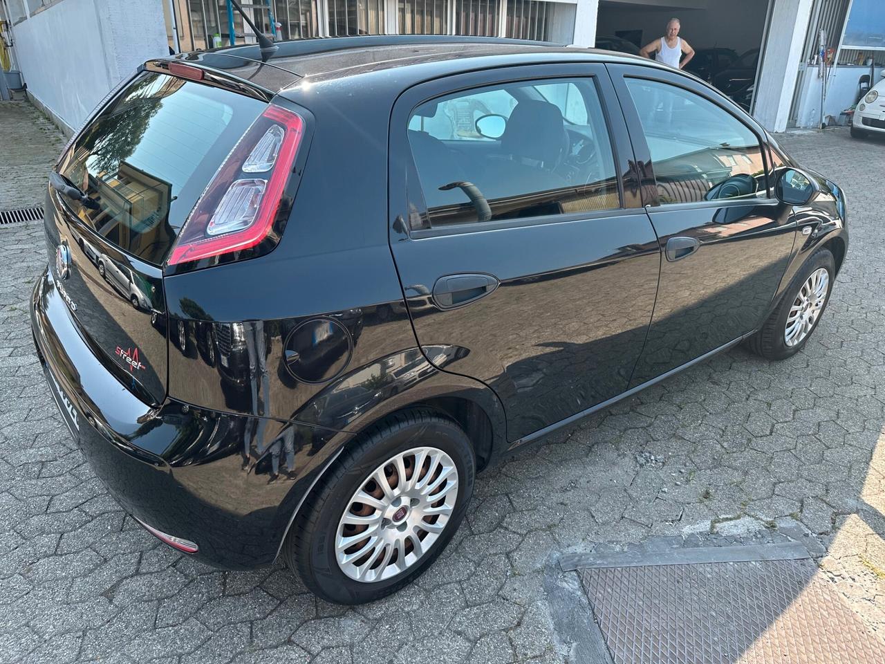 Fiat Punto 1.3 MJT II 75 CV 5 porte Street*EURO5*NEOPATENTATI