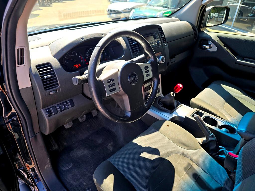 Nissan Navara 2.5 dCi 190CV "LE"
