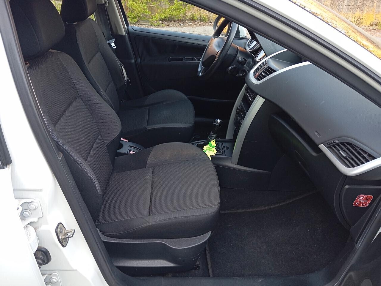 Peugeot 207 1.4 HDi 70CV 5P. Energie