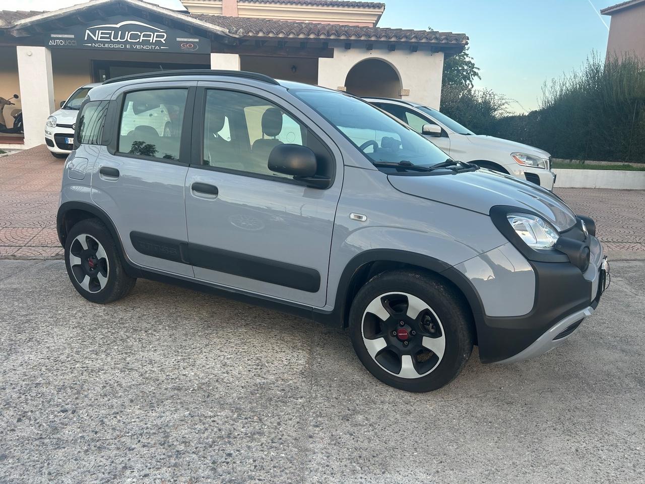Fiat Panda 1.0 FireFly S&S Hybrid City Cross