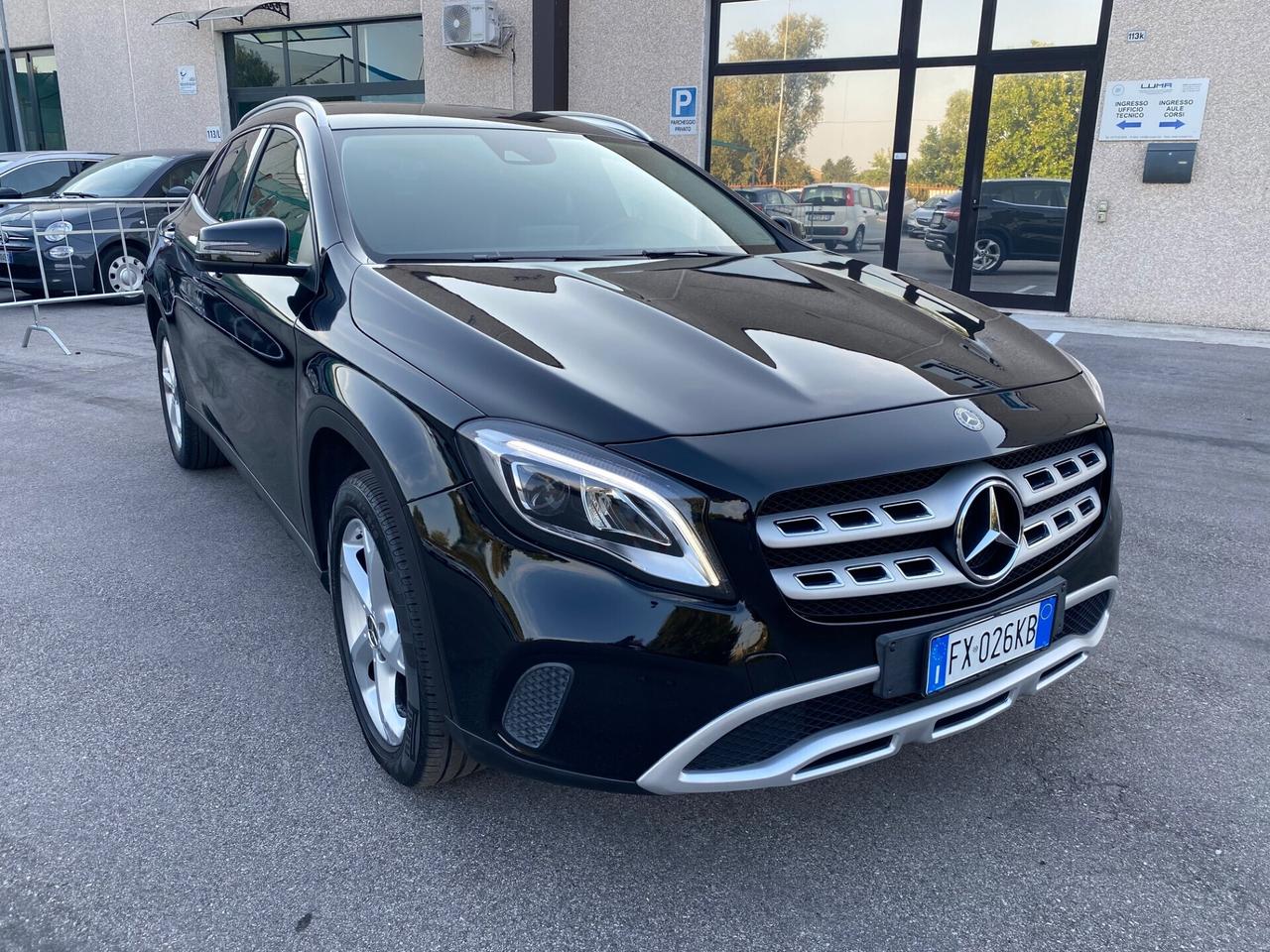Mercedes GLA 200 d Automatic Sport Pelle Xenon