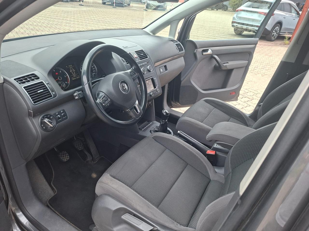 Volkswagen Touran Business 1.6 TDI Comfortline
