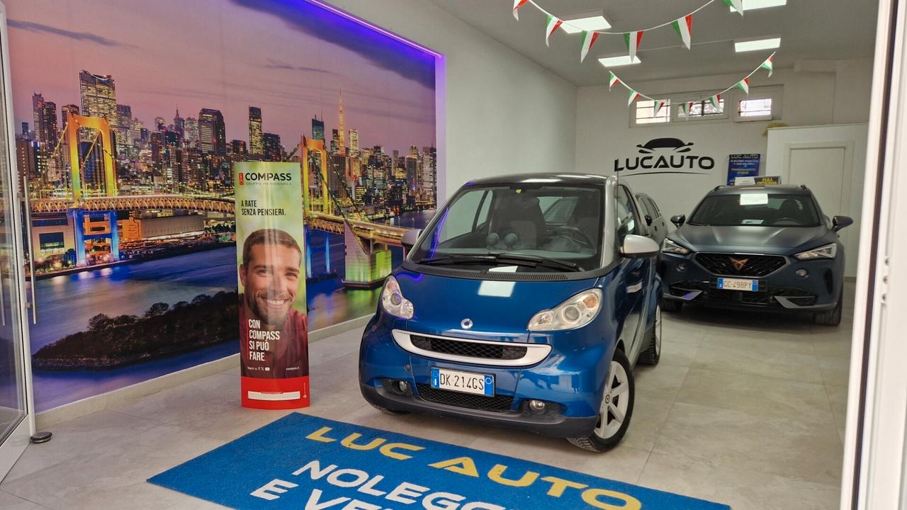 Smart ForTwo 1000 52 kW coupé limited one