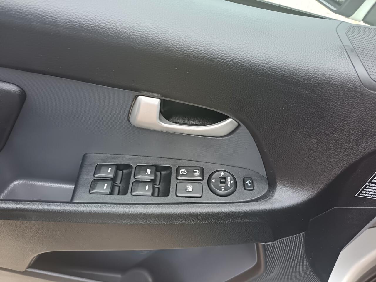 Kia Sportage 1.7 CRDI VGT 2WD Plus