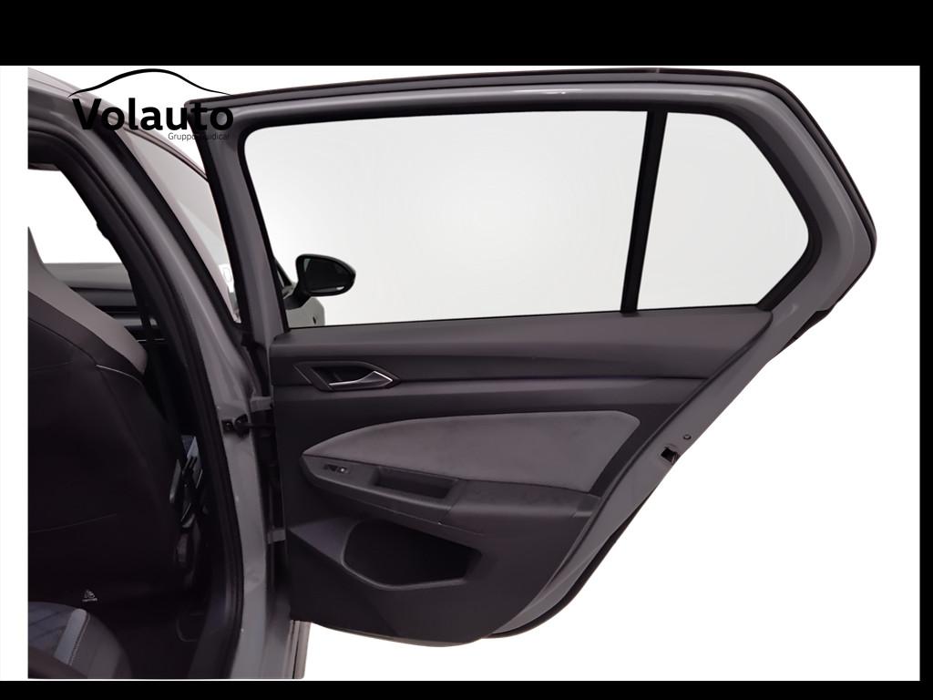 VOLKSWAGEN Golf VIII 2020 - Golf 1.5 tsi evo R-Line 130cv