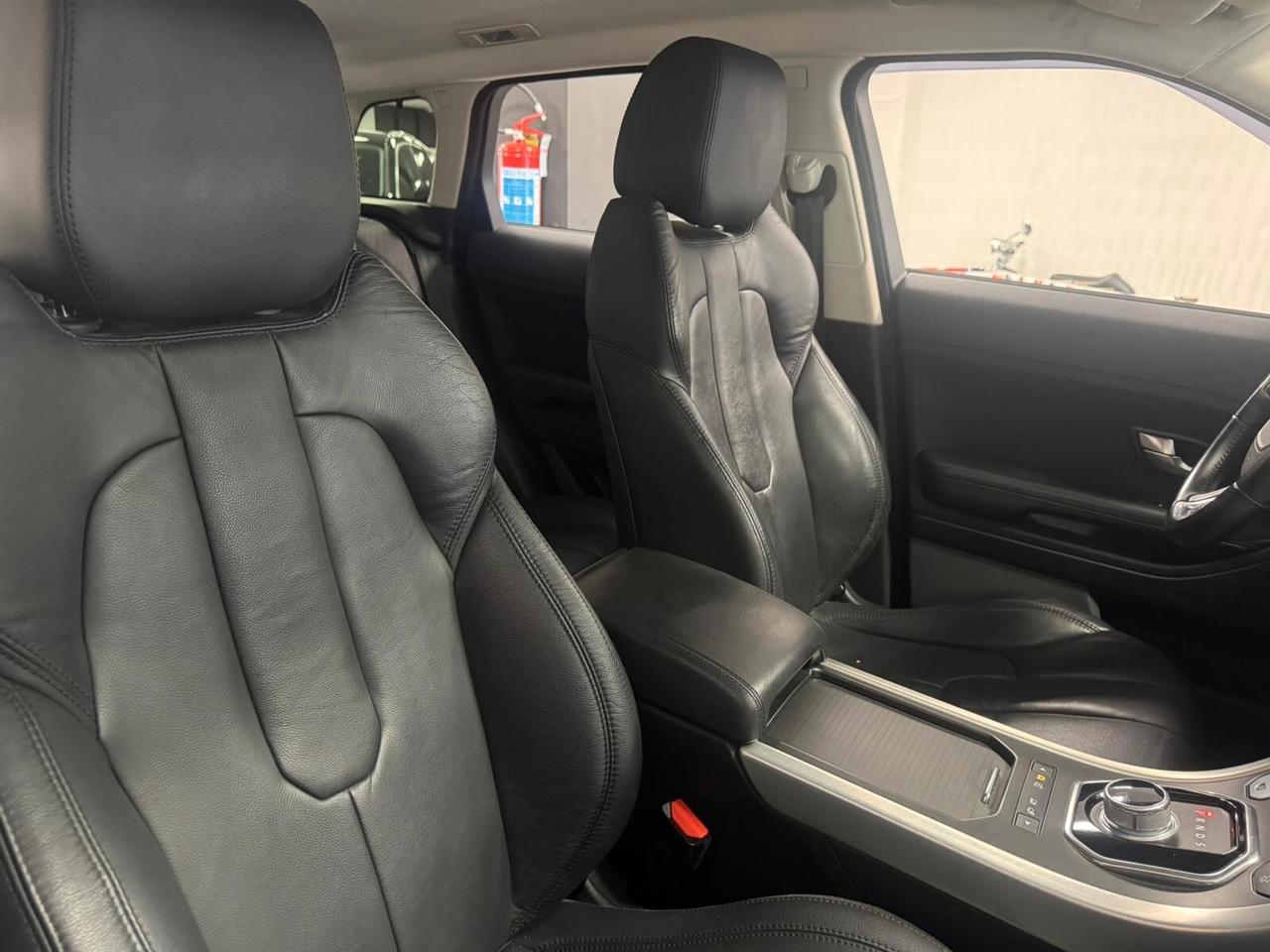 Land Rover Range Evoque 2.2 TD4 5p. Prestige