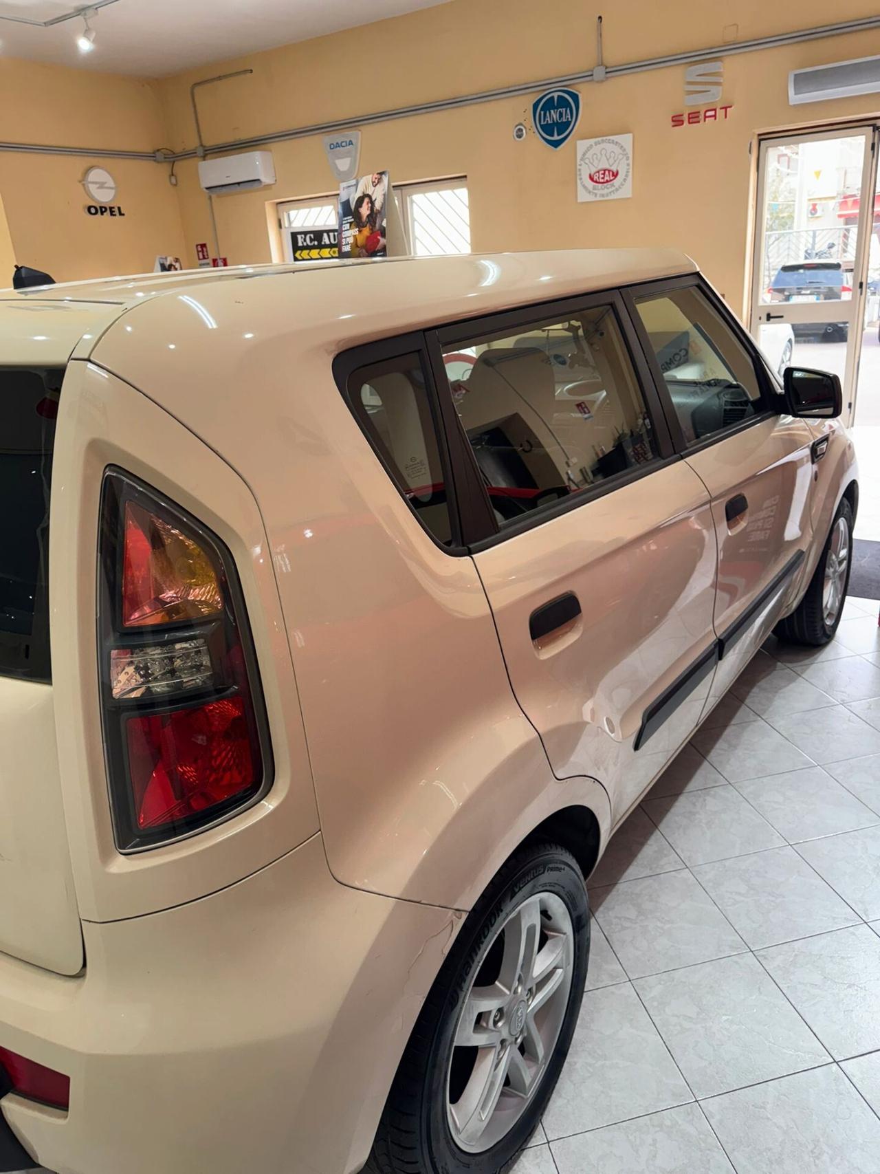 Kia Soul 1.6 CVVT Cool Bi-Fuel