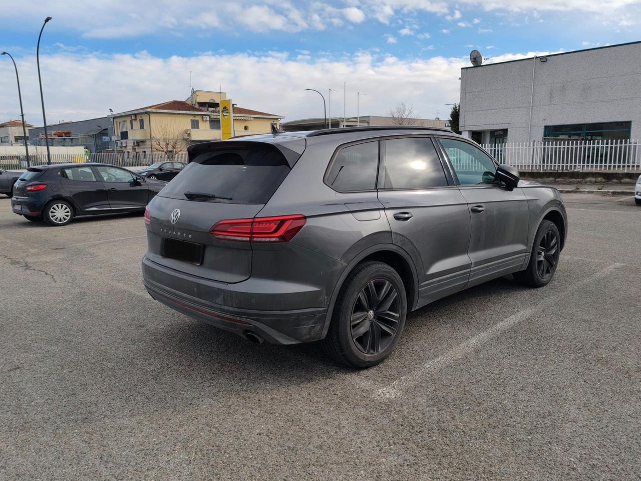 Volkswagen Touareg 3.0 V6 TDI SCR Black Style