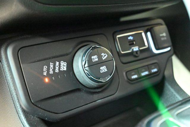 JEEP Renegade 1.3 T4 4Xe PLUG-IN HYBRID S AUT.4X4NAVI RADAR FULL