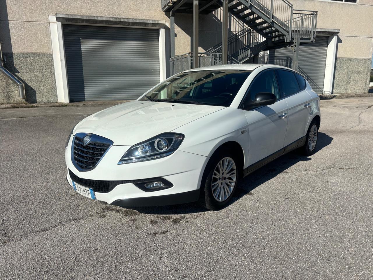 Lancia Delta 1.6 MJT DPF Business