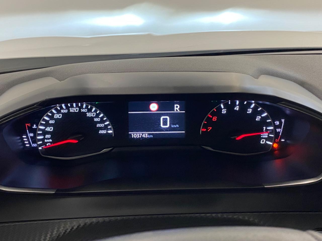 Peugeot 2008 BlueHDi 130 S&S EAT8 Allure