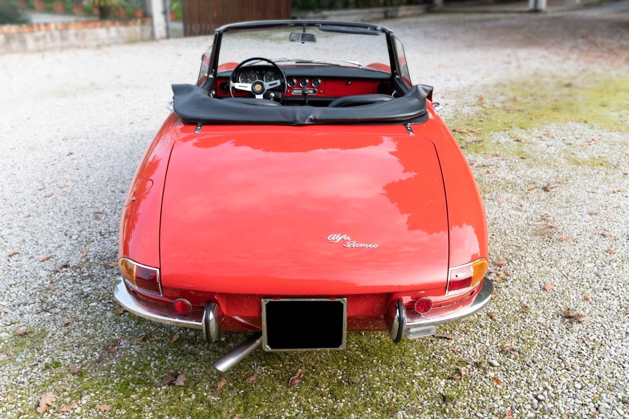 Alfa Romeo Spider 1.6 Osso di Seppia