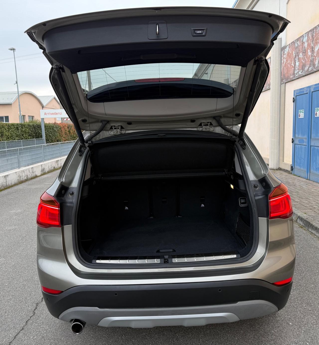 Bmw X1 sDrive18d xLine 150cv auto