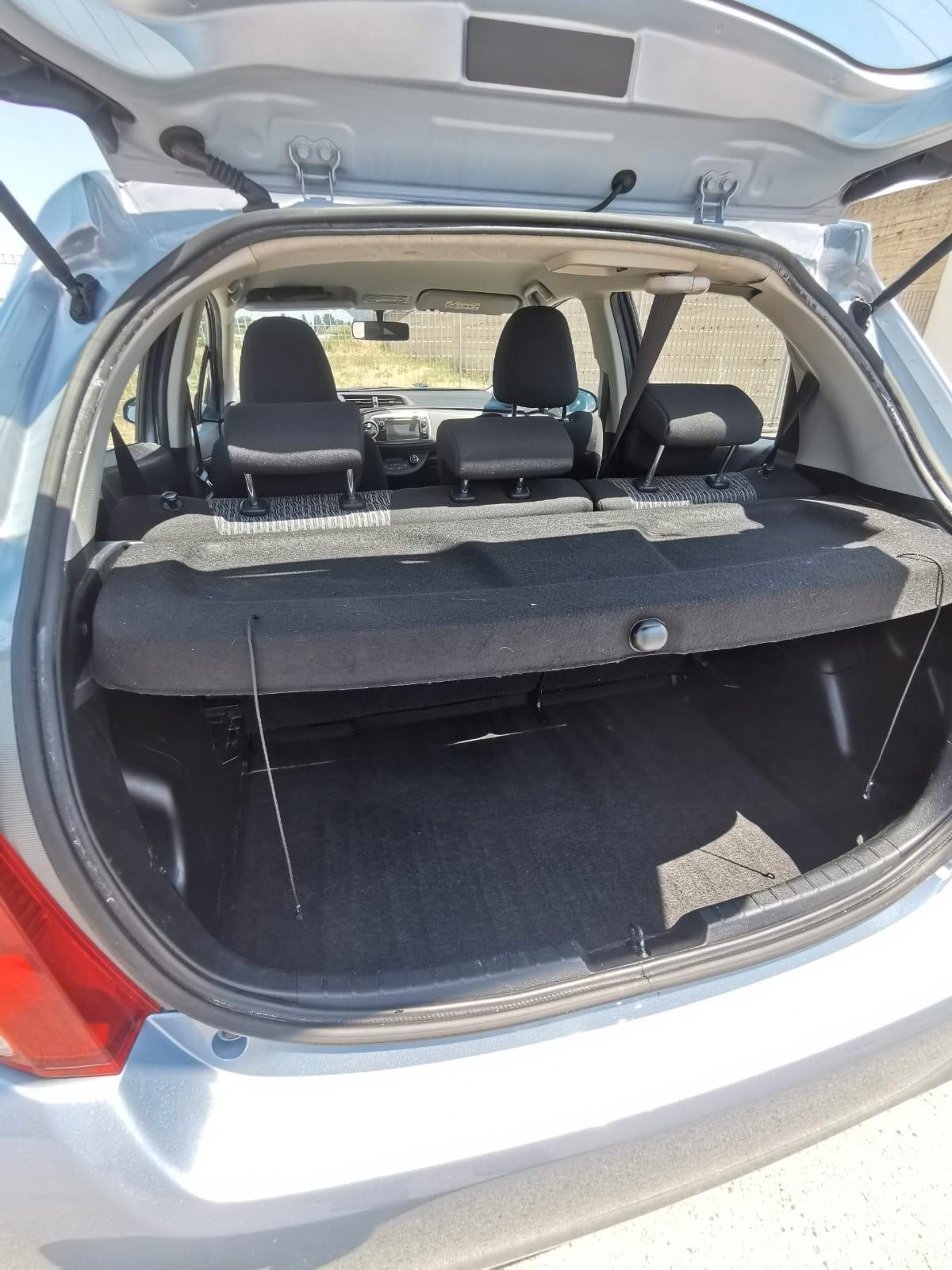 Toyota Yaris 1.0 5 porte Lounge 2013