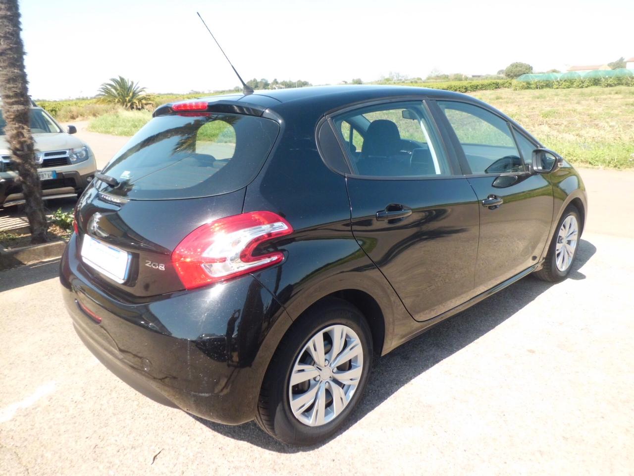 Peugeot 208 1.2 VTi 82 CV 5 porte Allure