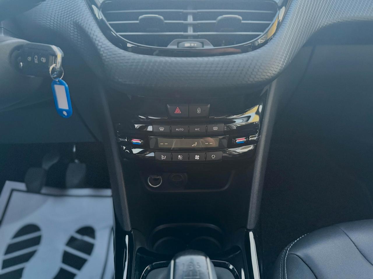 Peugeot 2008 1.6 BlueHdi 100 cv