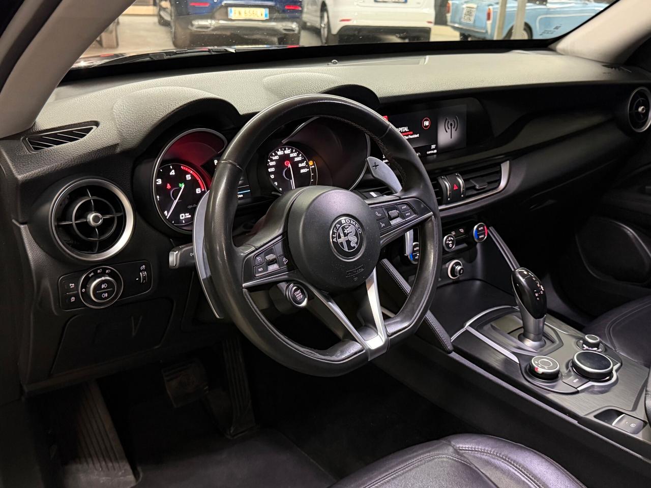 Alfa Romeo Stelvio 2.2 Turbodiesel 210 CV AT8 Q4 Super