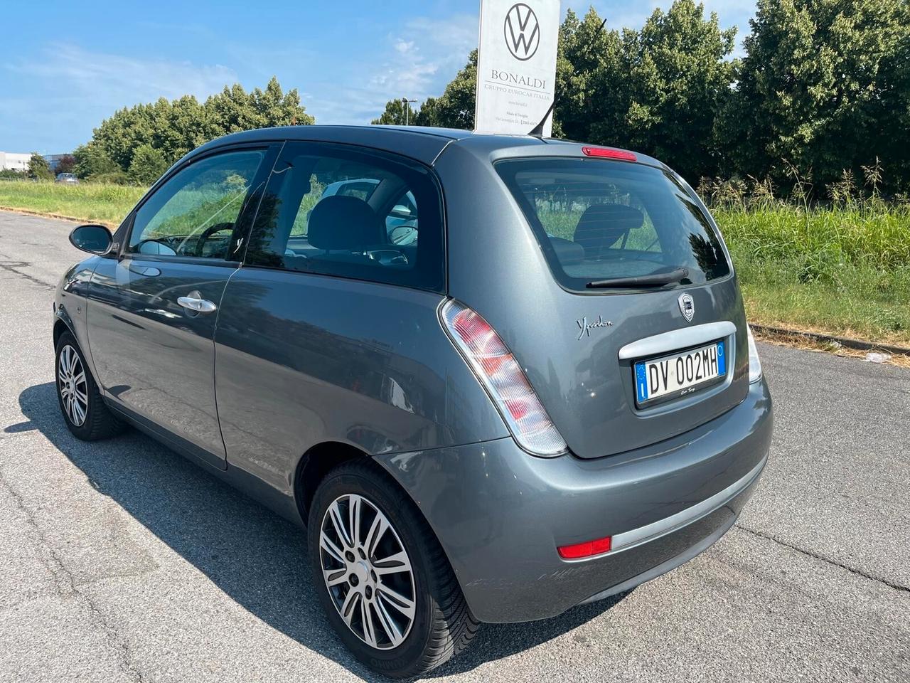 Lancia Ypsilon 1.2 **NEOPATENTATI**
