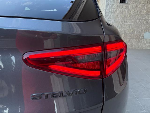 ALFA ROMEO Stelvio 2.2 Turbodiesel 210CV AT8 Q4 Veloce
