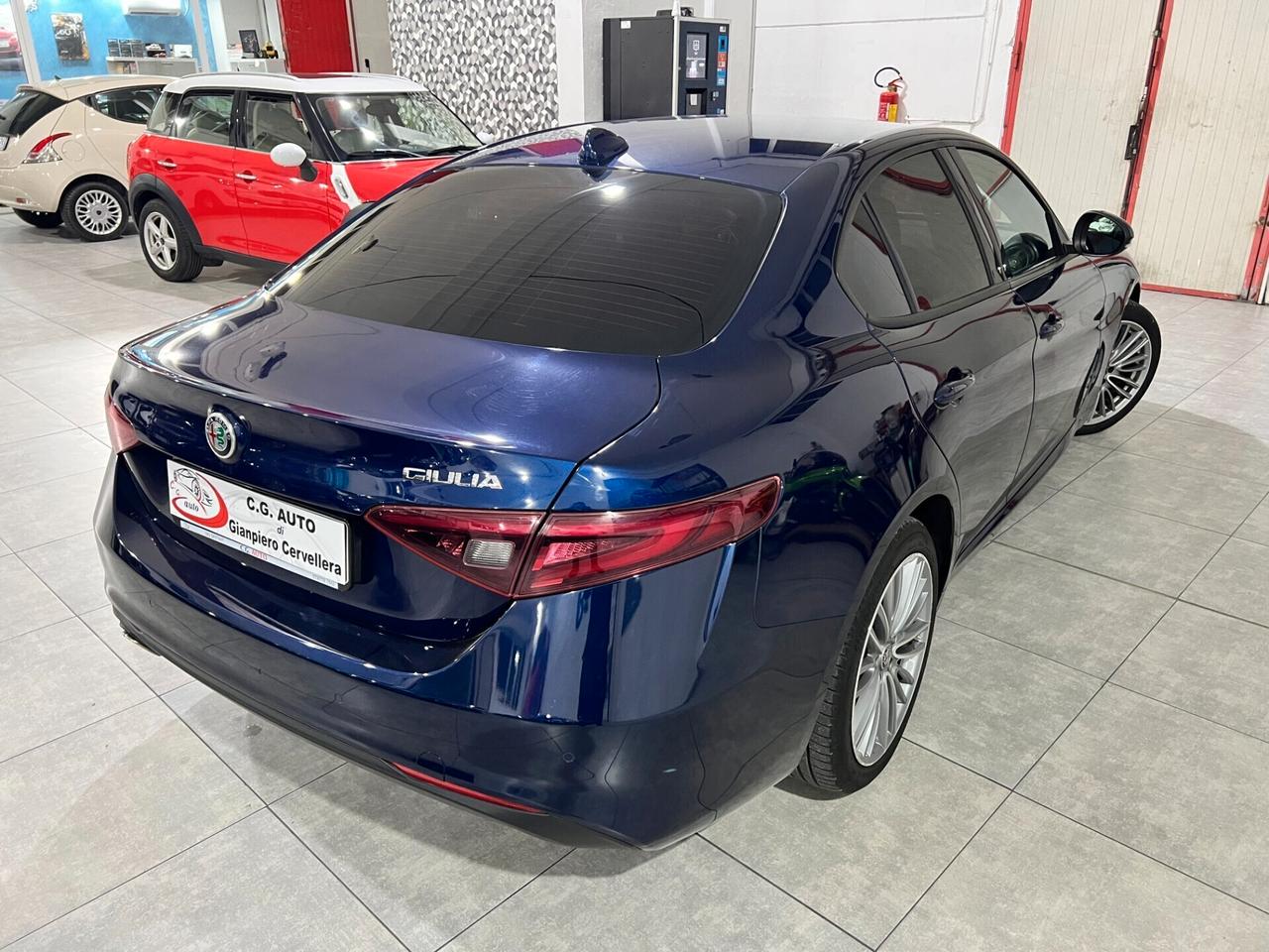 Alfa Romeo Giulia 2.2 160 CV - AT8 Executive - 2019