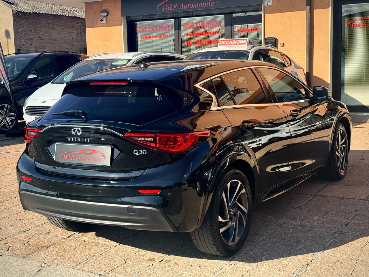 Infiniti Q30 1.5 diesel Premium Tech