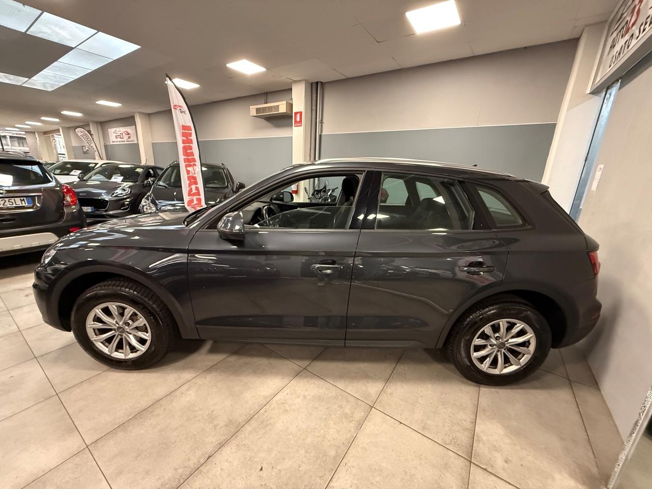 Audi Q5 45 TFSI quattro S tronic Business Sport 245CV