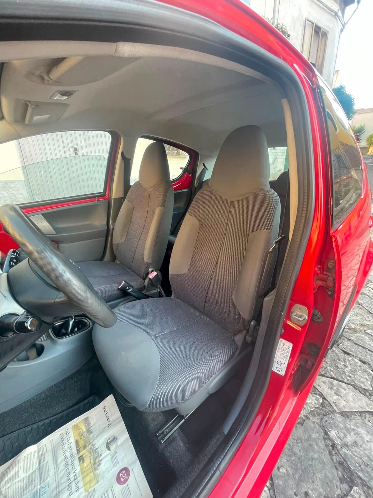 Peugeot 107 1.0 68CV 5p. Sweet Years