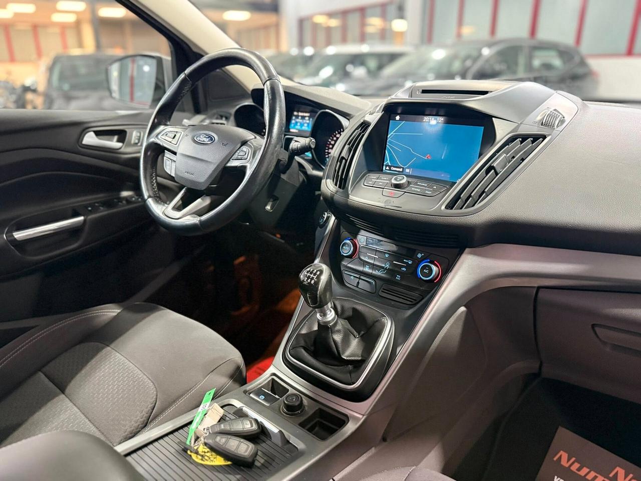 Ford Kuga 1.5 Tdci 120cv 2WD Titanium 2019