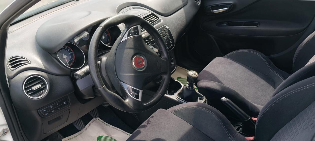 NEOPATENTATI fiat PUNTO metano MOTORE 135000 KM