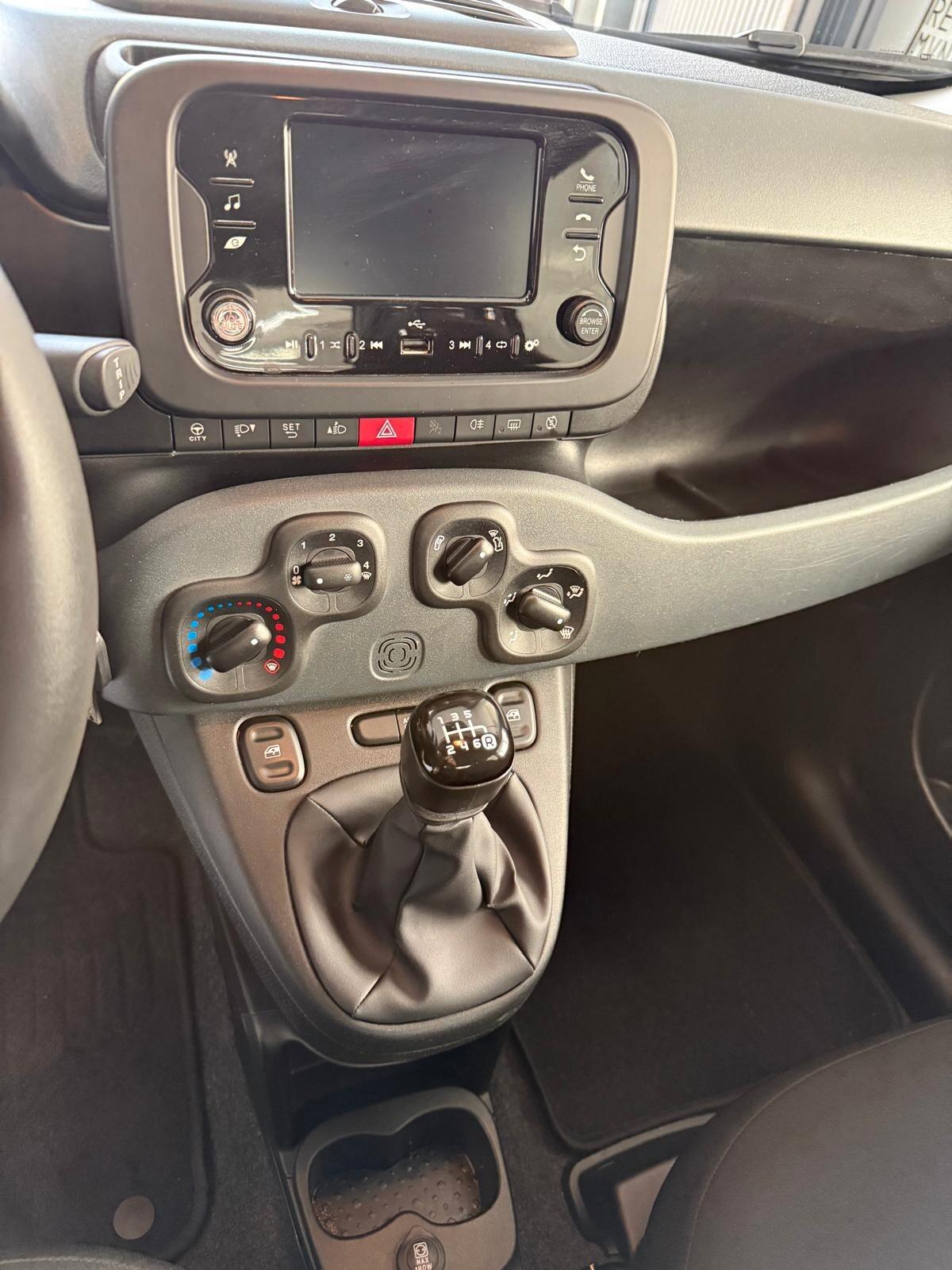 Fiat Panda 1.0 FireFly S&S Hybrid