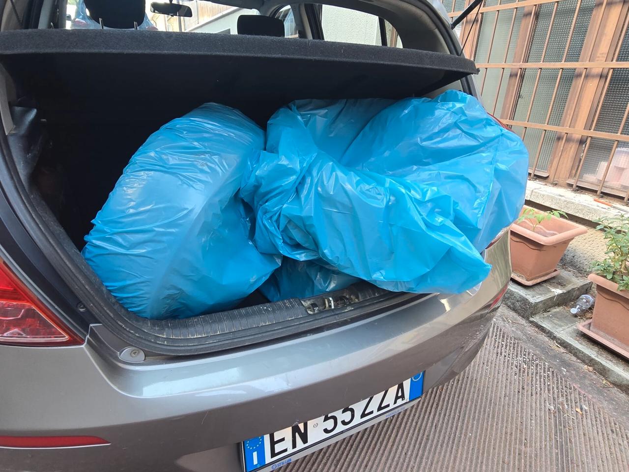Hyundai i20 1.1 CRDi 5p. Sound Edition - Doppio treno di gomme