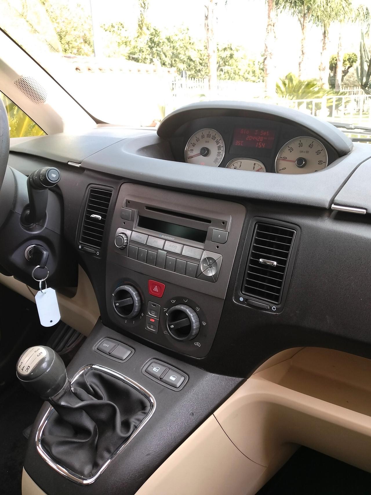 Lancia MUSA 1.3 Multijet 16V 90 CV Platino Plus