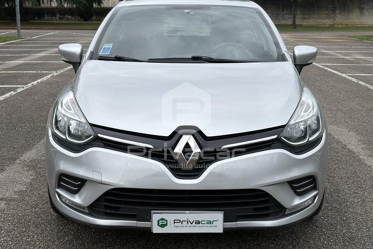 RENAULT Clio dCi 8V 90 CV EDC 5 porte Moschino Intens