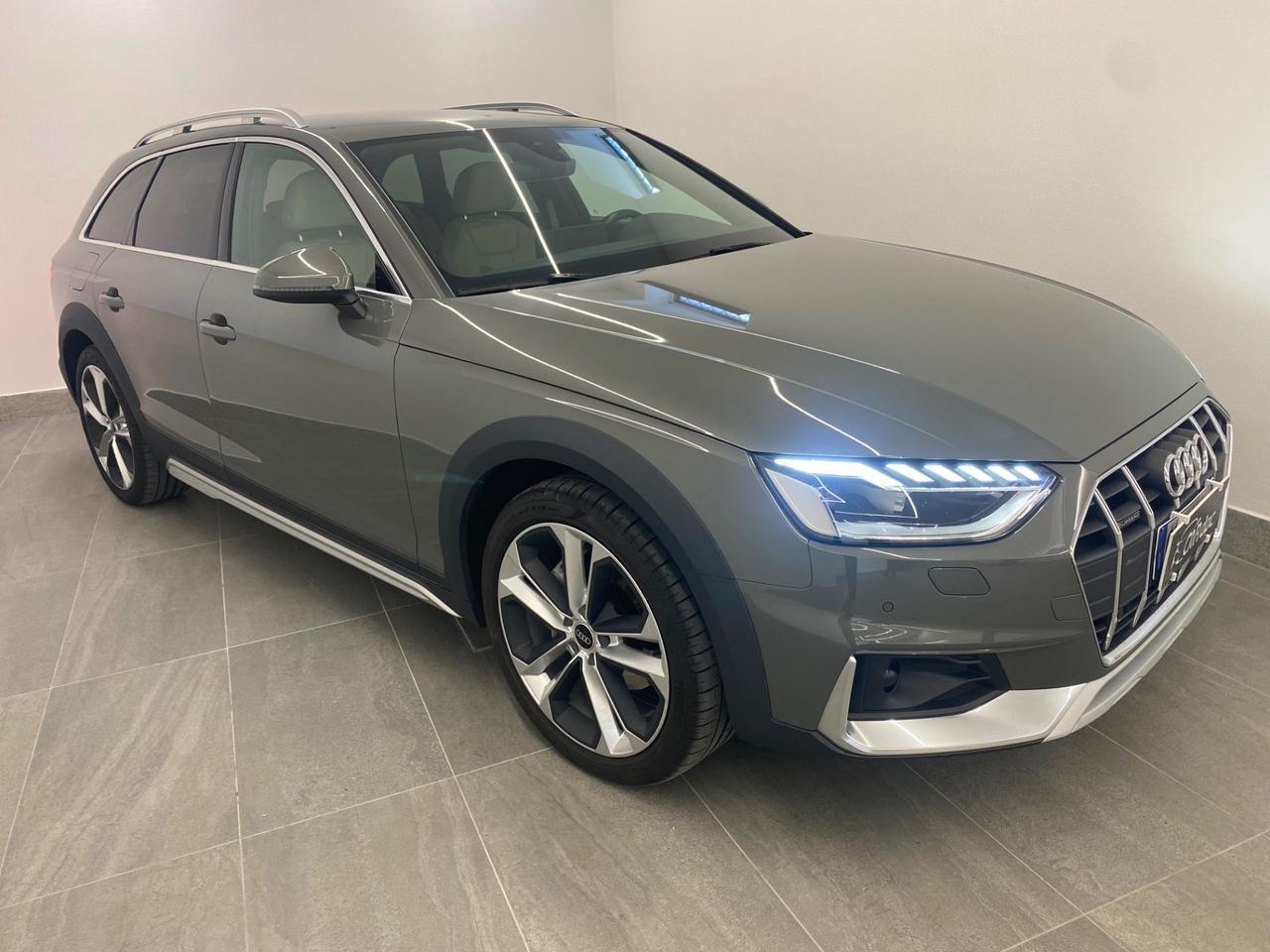 Audi A4 allroad A4 allroad 40 TDI 204 CV S tronic Identity Contrast