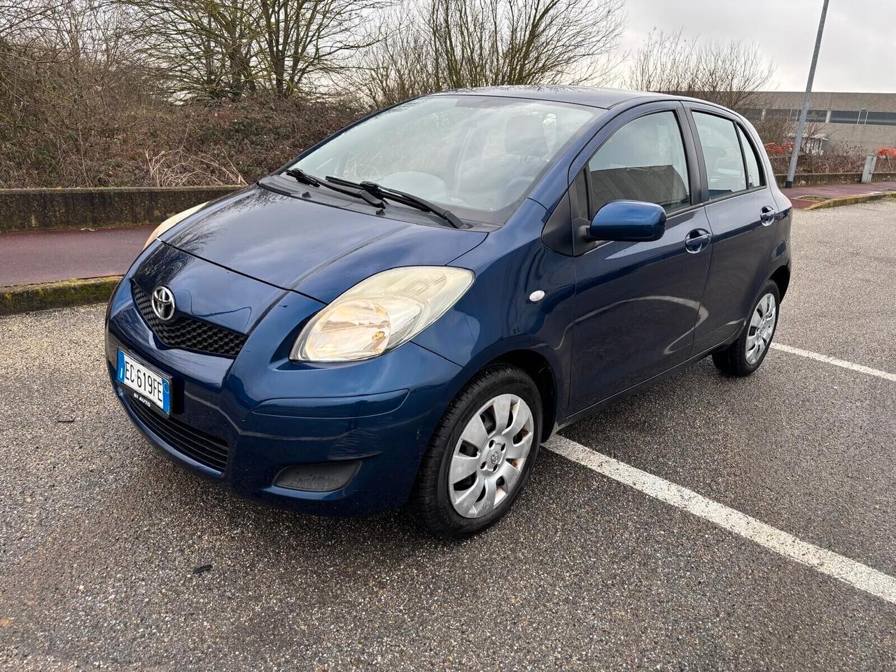 Toyota Yaris 1.0 5 porte Sol TAGLIANDATA TOYOTA CHILOMETRI CERTIFICATI