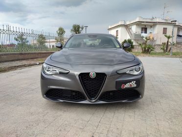 Alfa Romeo Giulia SPRINT 2.2 TD 190 CV AUTOMATIK TELECAMERA NAVIGAT