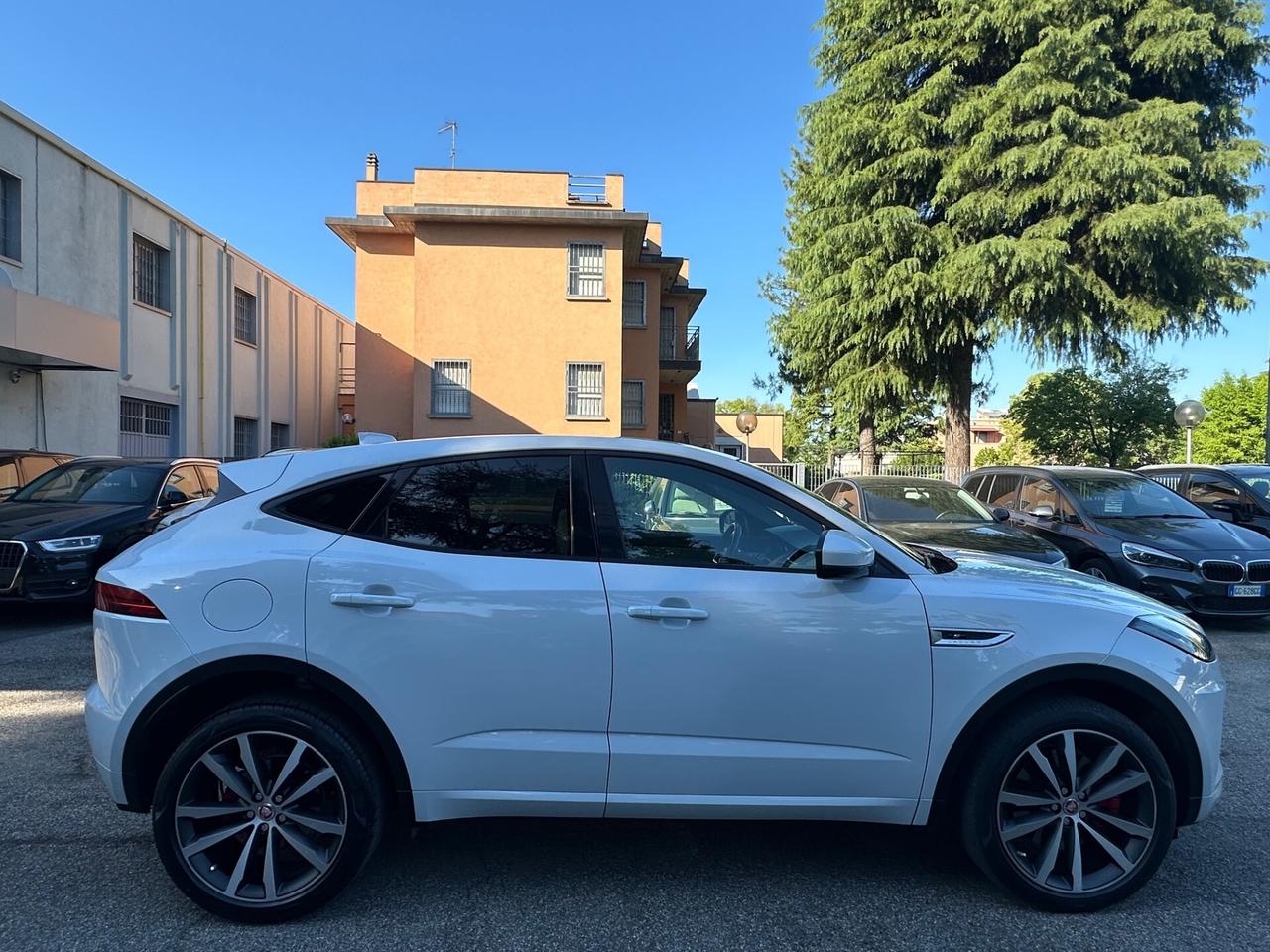 Jaguar E-Pace 2.0 249 CV AWD aut. First Edition