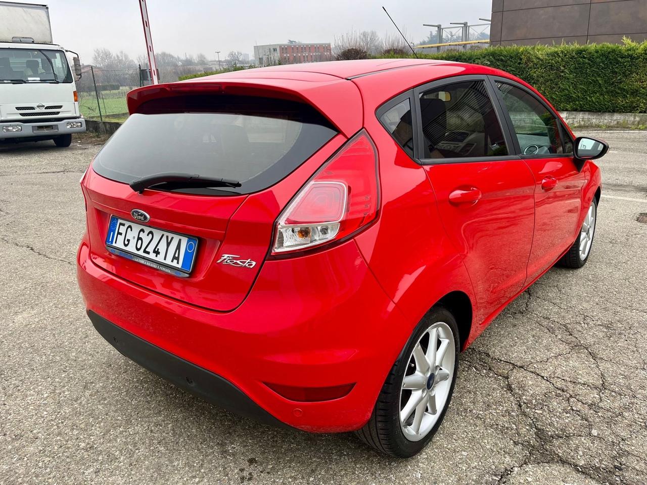 Ford Fiesta 1.2benz 2017 139.000km perfetta per neopatentati