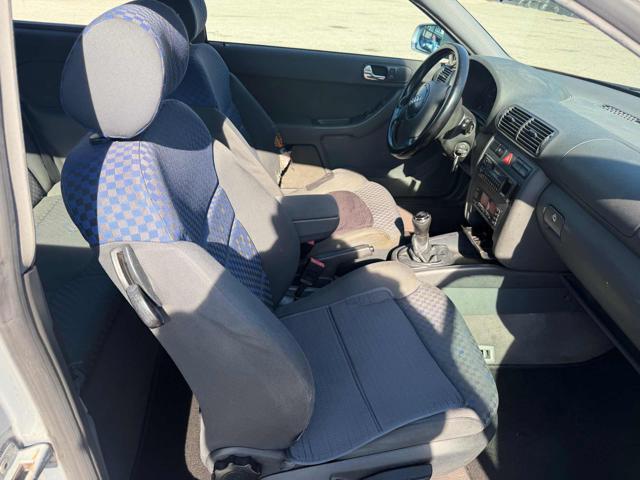 AUDI A3 1.8 turbo 20V cat 3p. Attraction Bellissima