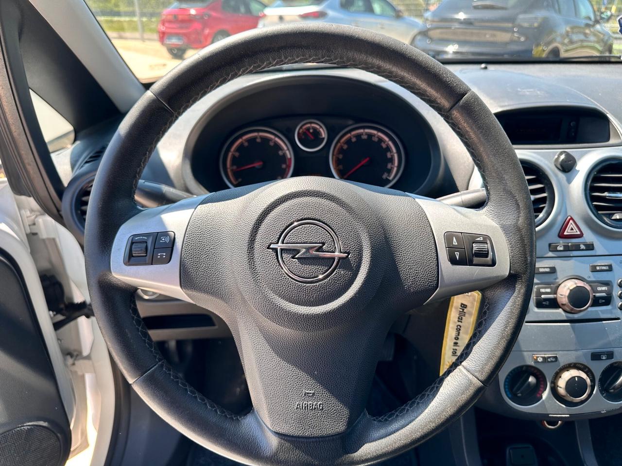 Opel Corsa 1.2 85CV 5 porte GPL