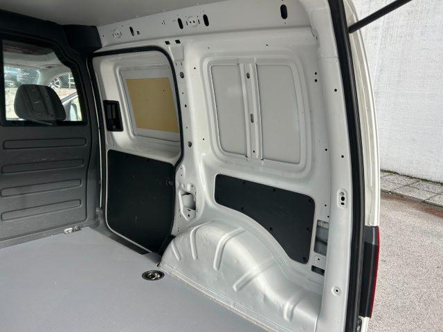 VOLKSWAGEN Caddy 1.4 TGI Furgone Prezzo finale non + iva