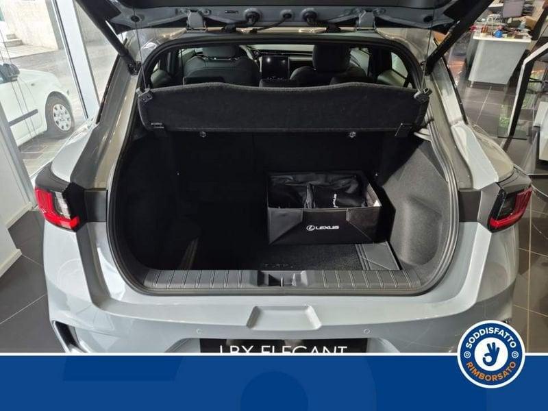 Lexus LBX Hybrid Elegant Black Pack 2WD MY26