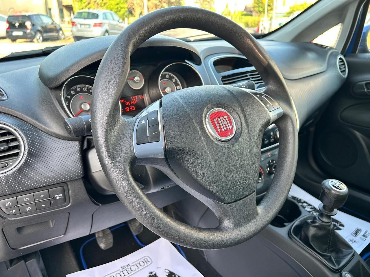 FIAT PUNTE EVO 1.4 77CV TOP PIRELLI NUOVE OK NEOP