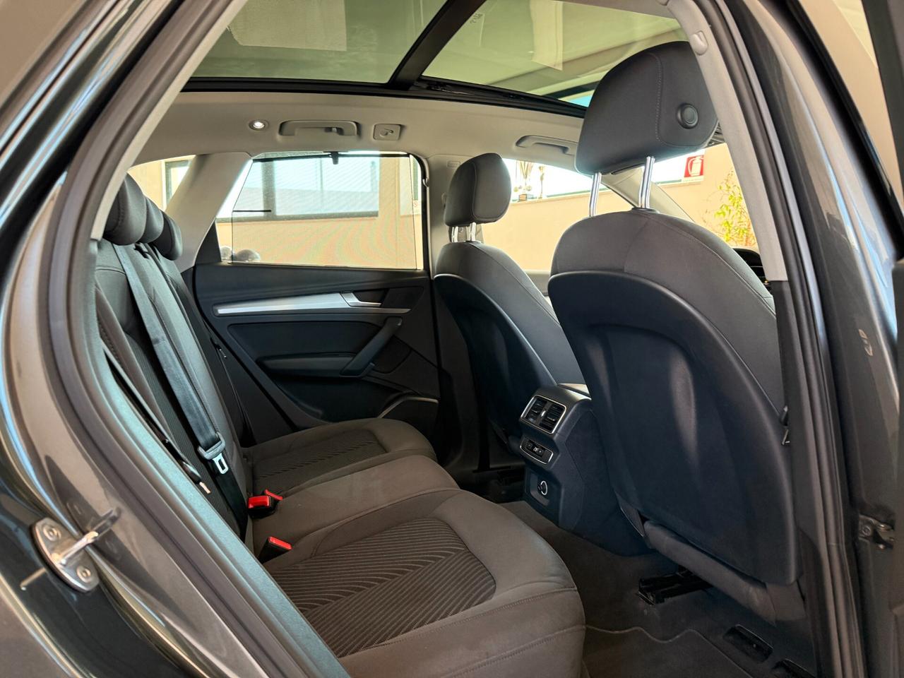 Audi Q5 2.0 TDI 190 CV quattro S tronic Business Sport