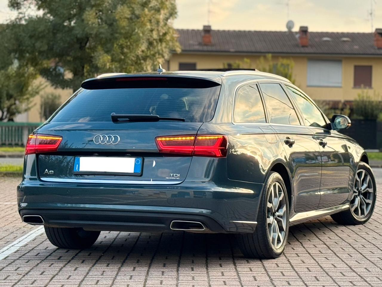 Audi A6 3.0 TDI 272 CV quattro S tronic Business Plus..CELL 320 147 1147 WUATSAPP 3276540940